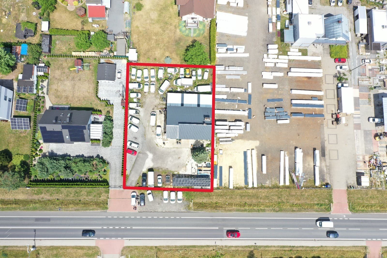 Sprzedam nieruchomość 300m2 działka 1500m2Sprzedam nieruchomość 300m2 działka 1500m2
